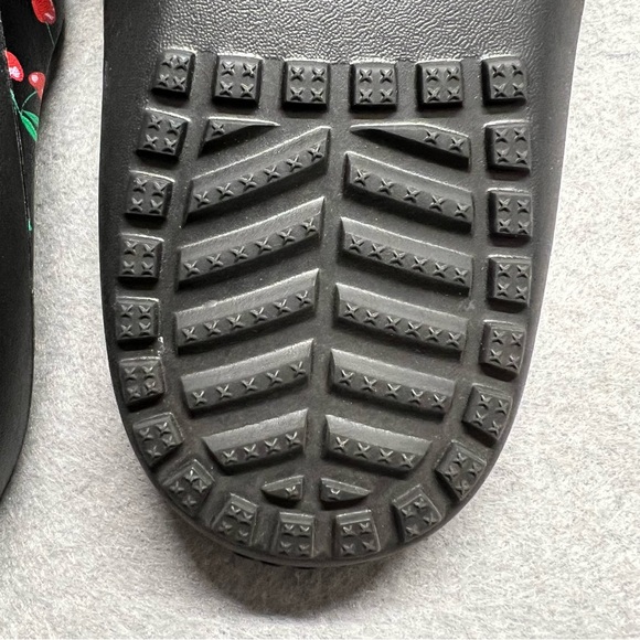 NWOT Crocs Womens Kadee II Cherry Pattern Sandals Size 10 - Picture 8 of 13